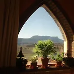 El Churron Hotel Larres