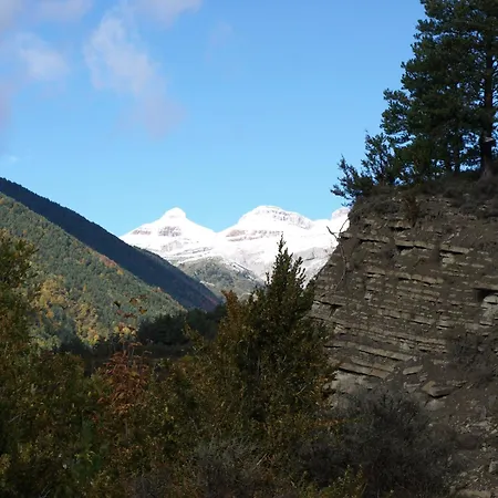 Hotel El Churrón Larrés