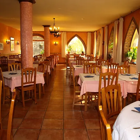 فندق El Churron Larrés